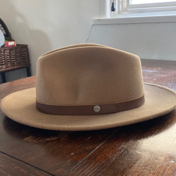 Free People Accessories - provisions and co womens beige 100% wool felt hat with leather strap